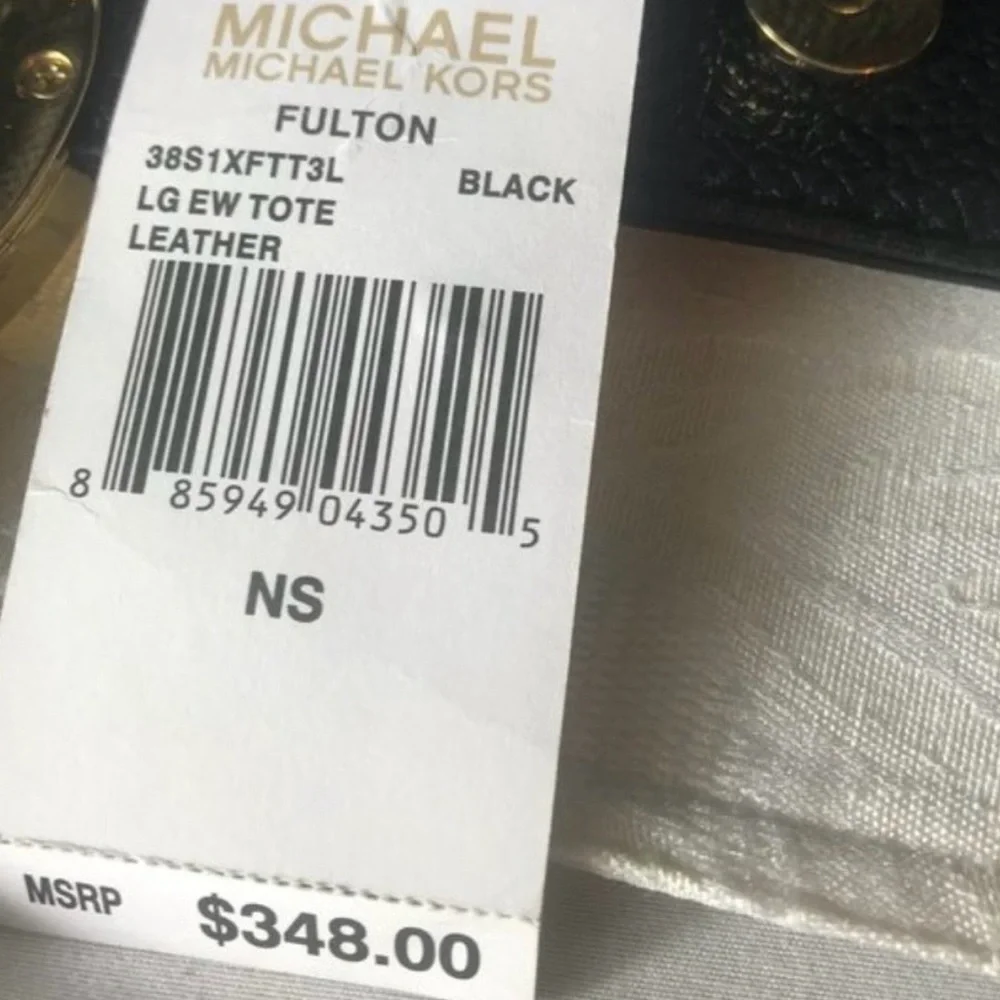 MICHAEL KORS NWOT FULTON Black Pebbled Leather Bag Gold Logo EUC NO CALLOUTS - Picture 17 of 17